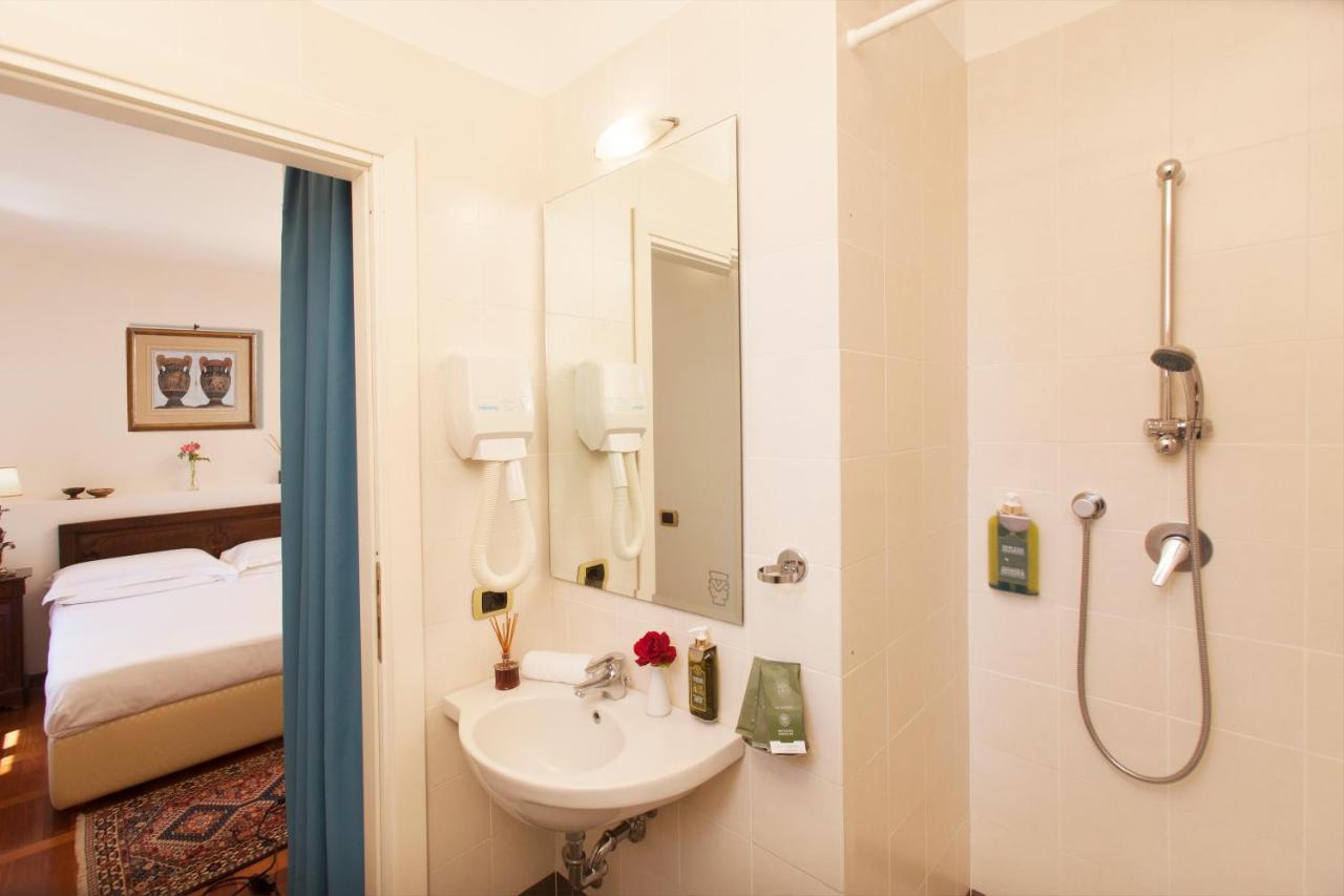 Hotel Scilla Sovana Eksteriør billede