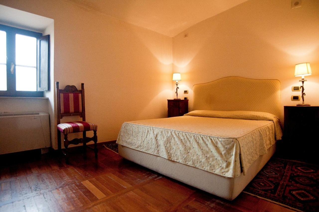 Hotel Scilla Sovana Eksteriør billede